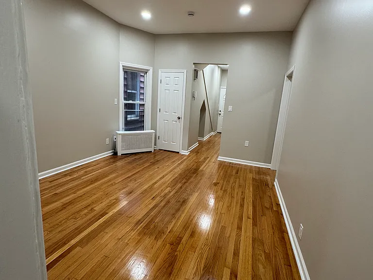 648 Bergen Ave #1 — Photo 16