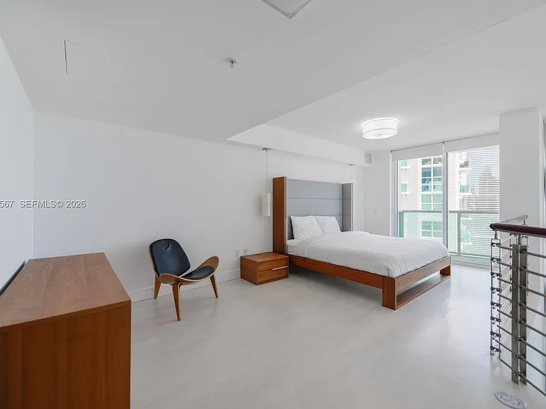 41 SE 5th St #2009 — Photo 17
