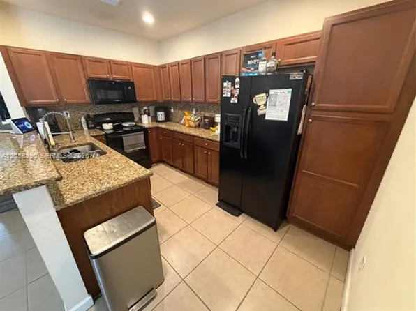 17089 SW 93rd St #Townhouse 17089, Miami, FL 33196