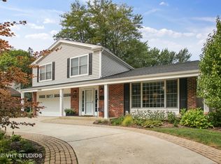 2444 Happy Hollow Rd, Glenview, IL 60026