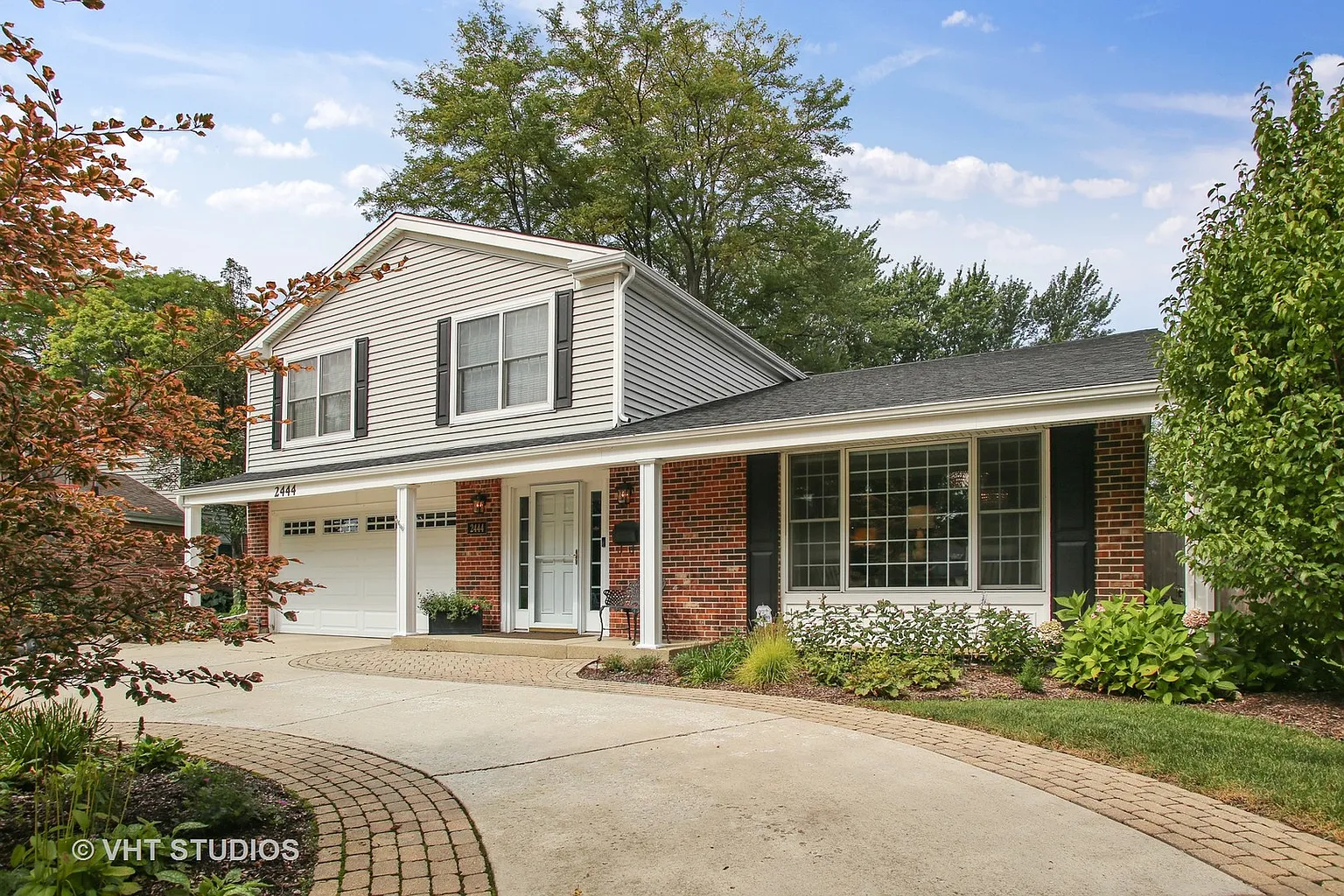 2444 Happy Hollow Rd photo 1