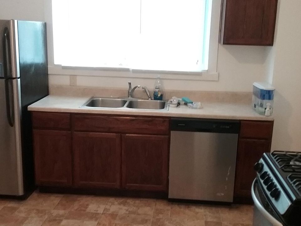 2nd image of 754 Broadway St