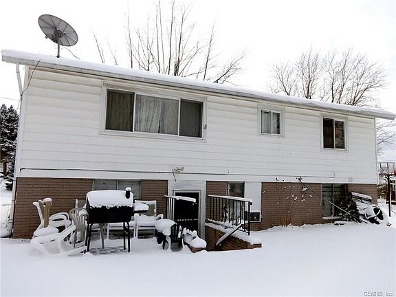 3rd image of 119 Florendin Dr