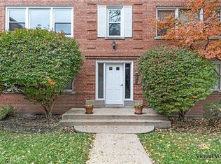 608 Oakton St, Evanston, IL 60202