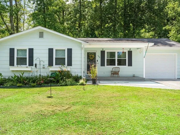 508 Cedar Ln, Oliver Springs, TN 37840