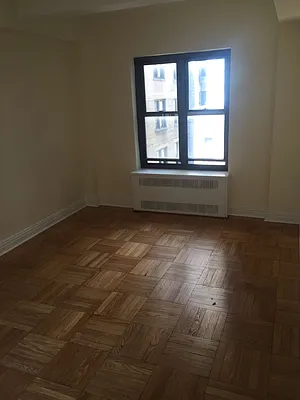 Rented by Real Estate Investors Group LLC | media 27