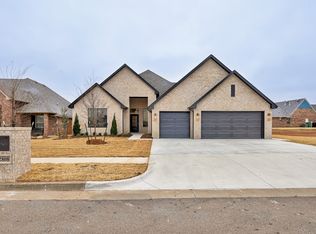 2808 Crystal Creek Dr, Oklahoma City, OK 73064