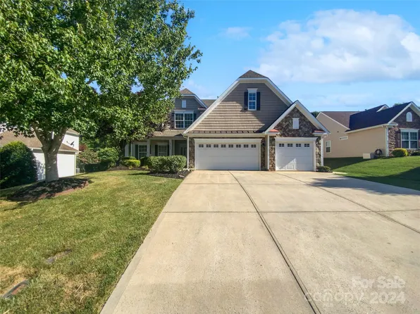 5724 Verrazano Dr, Waxhaw, NC 28173