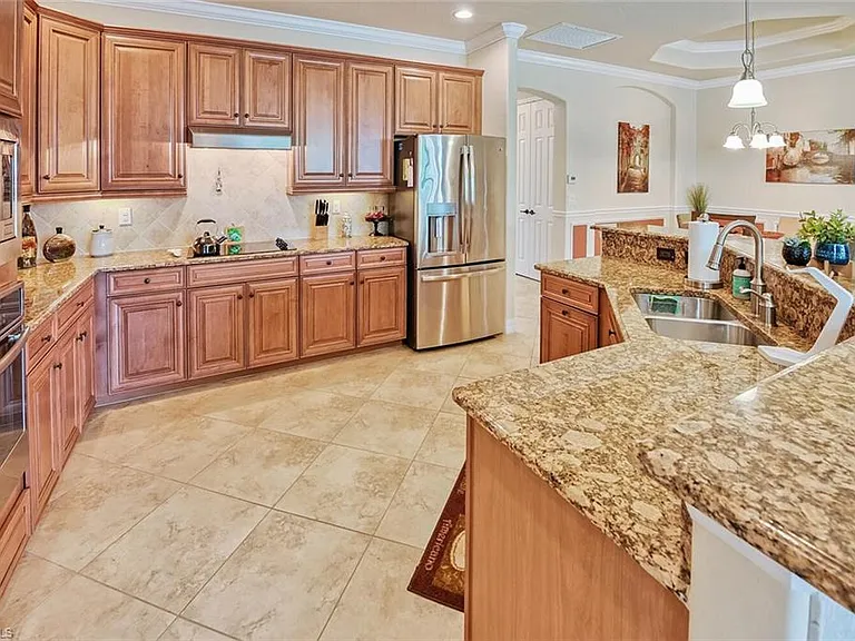 9415 Piacere Way — Photo 9