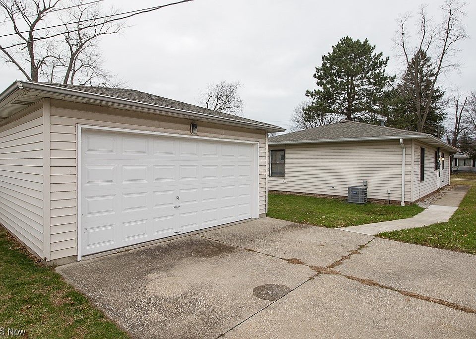 34176 Roberts Rd, Eastlake, OH 44095 Zillow