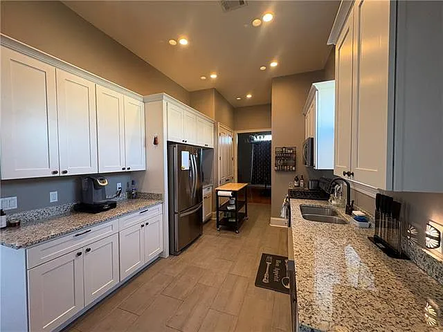 1529 Schnell Dr — Photo 9