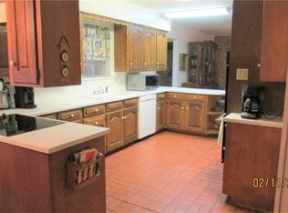 1411 Munn Dr, Ennis, TX 75119