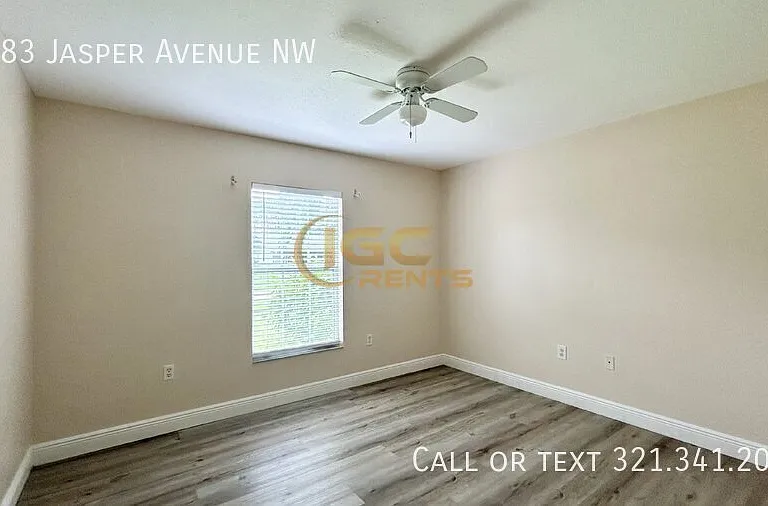1483 Jasper Ave NW — Photo 9
