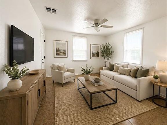 2nd image of 1010 Lesan Dr