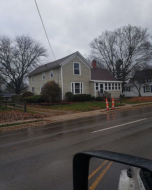 1st image of 1213 N Shiawassee St