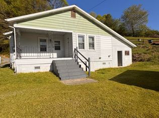 11985 Tazewell Rd, Coeburn, VA 24230
