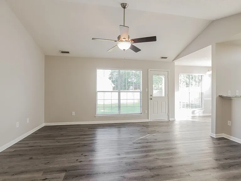 4201 Swan Sea Ct — Photo 4