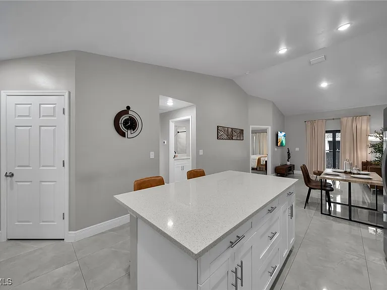5504 Butte St — Photo 7