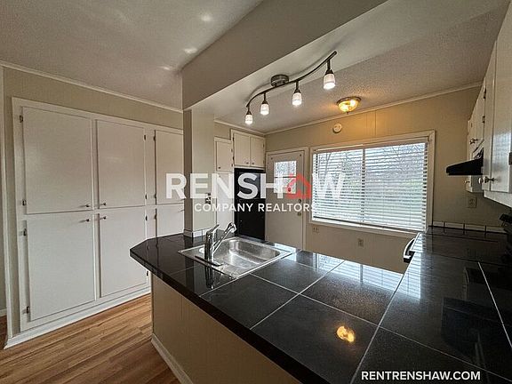 5th image of 1706 Tutwiler Ave Unit U