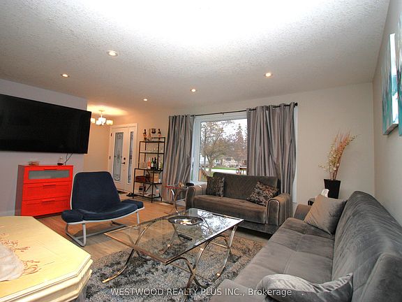 4th image of 1042 Goshen Rd