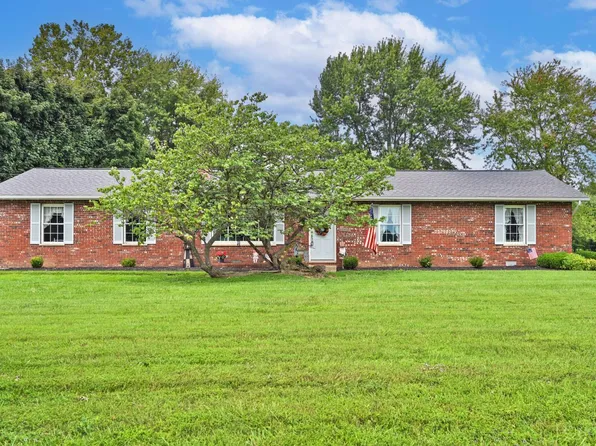 913 Hopewell Rd, Felicity, OH 45120