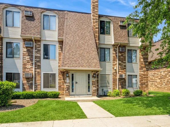 249 W Court Of Shorewood APT 1B, Vernon Hills, IL 60061