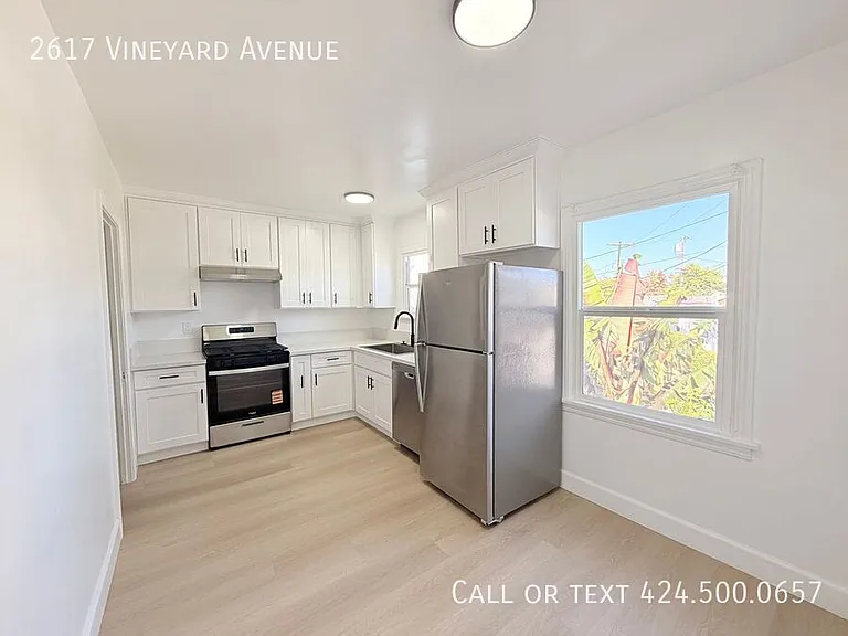 2617 Vineyard Ave — Photo 6