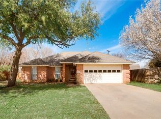 1627 W Pleasant Dr, Midlothian, TX 76065
