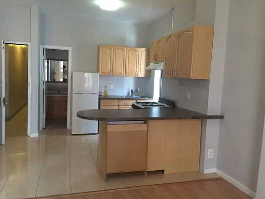 Rented by Mason Group LLC | media 8