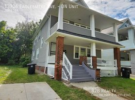 13706 Eaglesmere Ave, Cleveland, OH