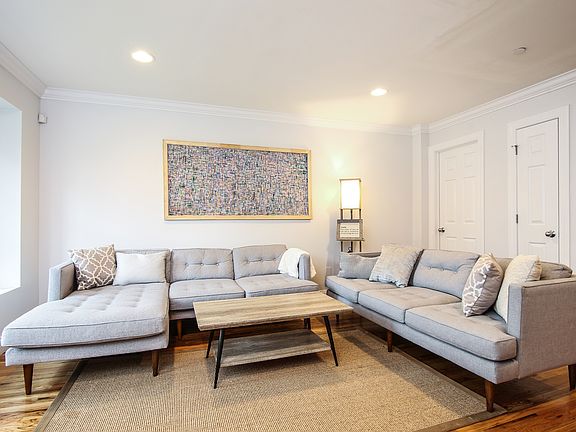 4th image of 142 Brook Street #146B
