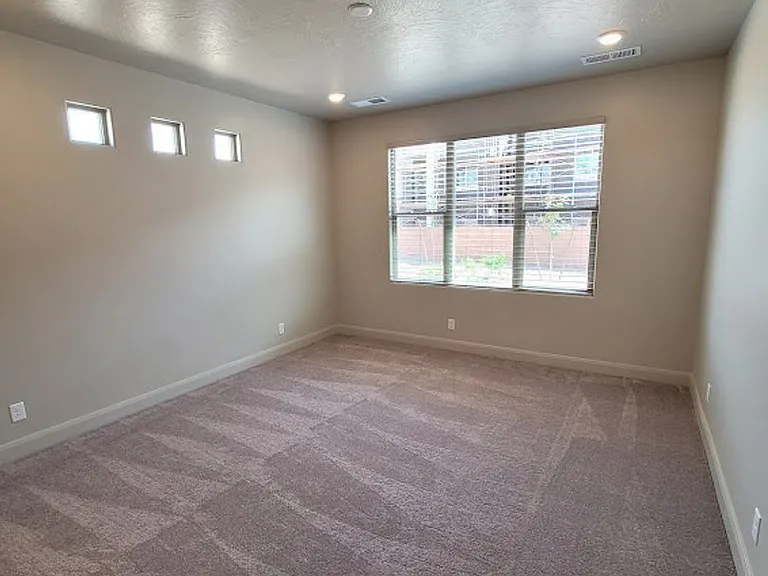 794 N Via Modelo Cir — Photo 18