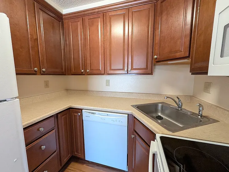 6448 Yukon St #6448 — Photo 32