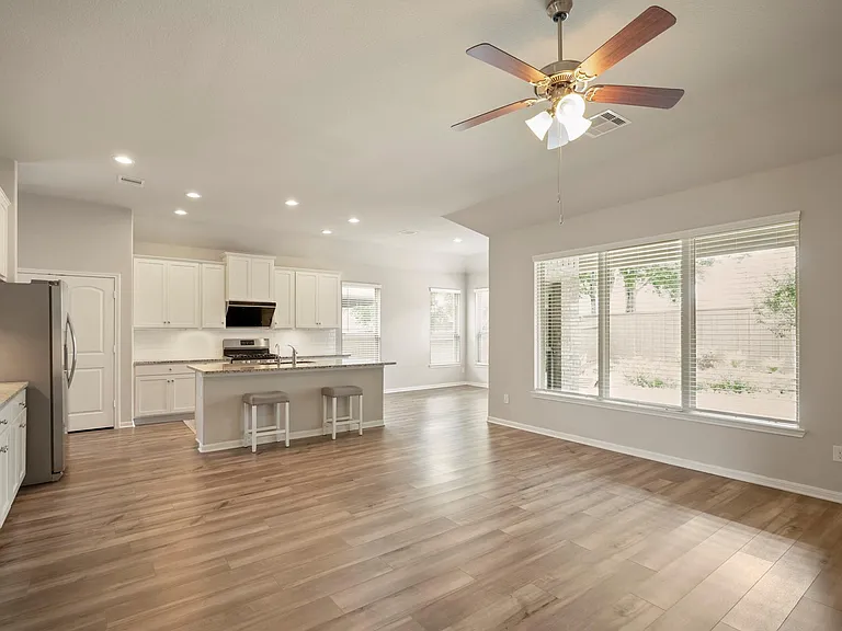 12197 Pearl Bay Ct — Photo 17