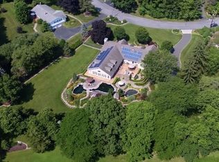 5 Knollwood Trl E, Mendham, NJ 07945