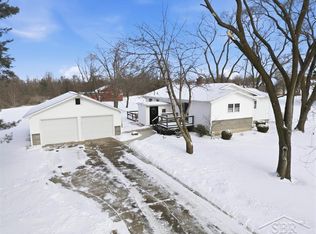10138 Scott Rd, Freeland, MI 48623