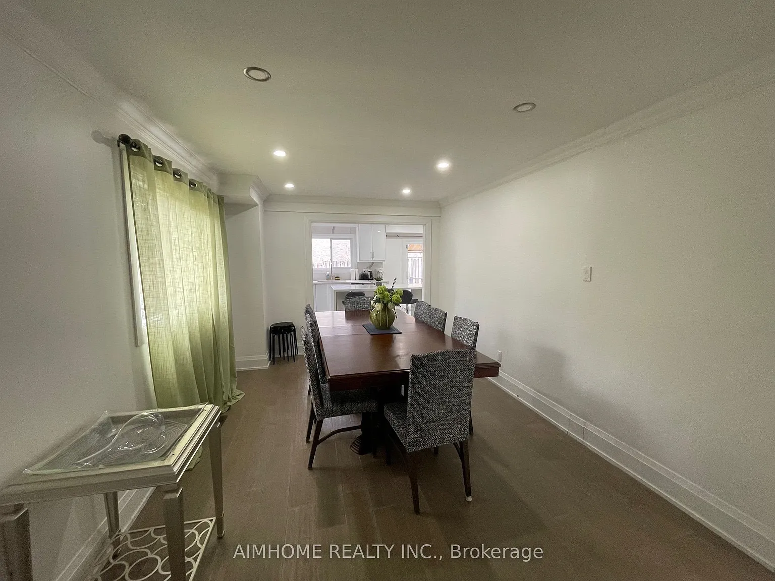 5 bed, $5,000 — Photo 4