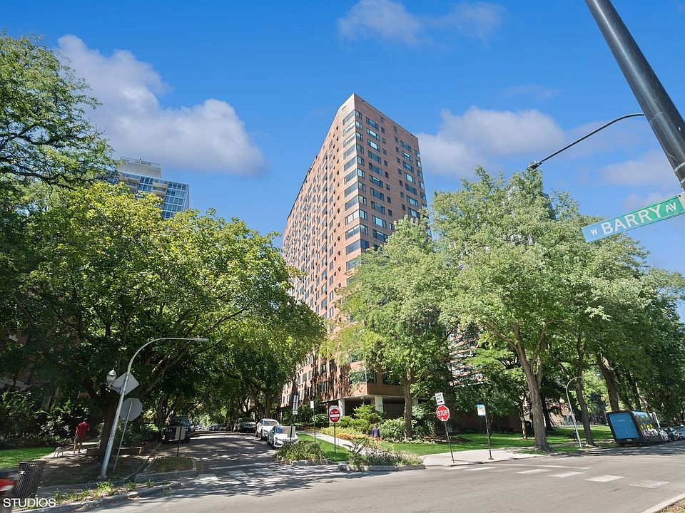 1st image of 3100 N Lake Shore Dr APT 1910