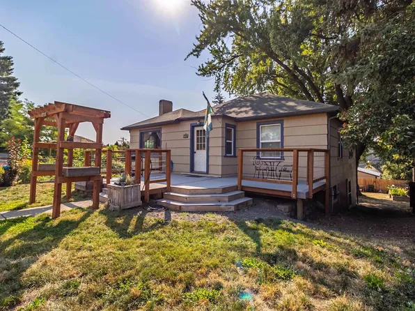 335 E Alder St, Palouse, WA 99161