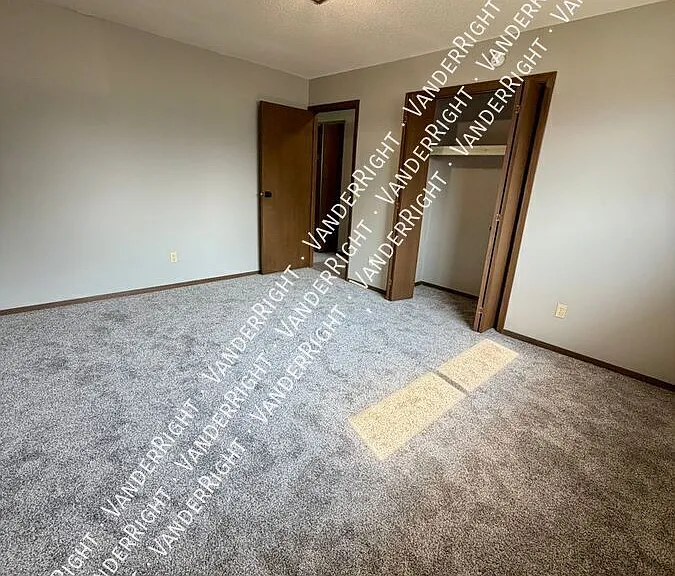 115 N Kimball St #12 — Photo 16