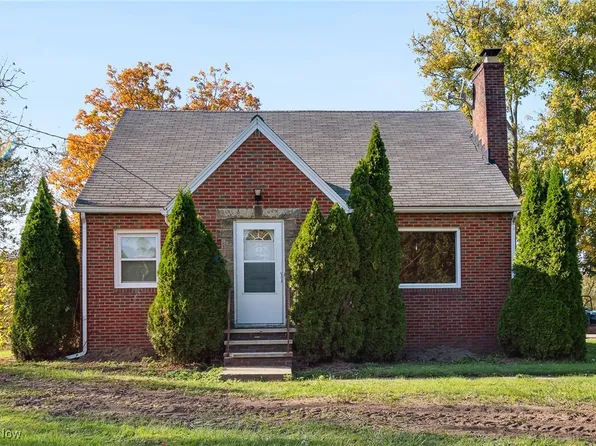 2801 Ravenna Ave NE, Louisville, OH 44641