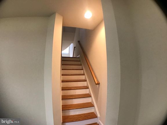 4th image of 10310 Potomac Corner Dr