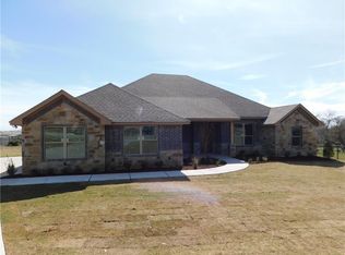 3910 Homestead Ct, Granbury, TX 76049