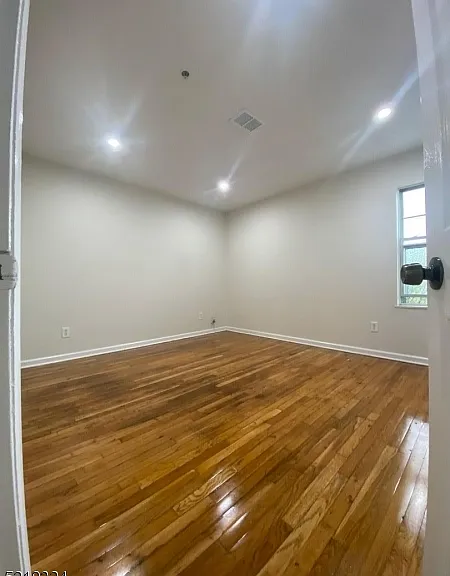 1427 S Wood Ave #4 — Photo 7
