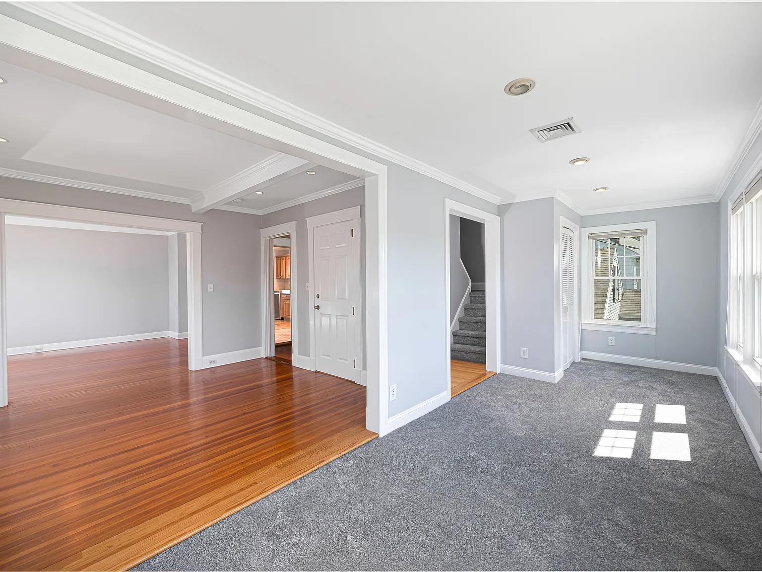 2 bed, 1900 sqft, $3,900 — Photo 4