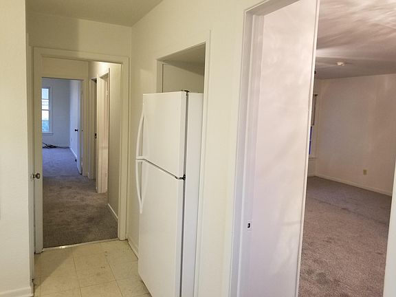 4th image of 1205 Park Ave