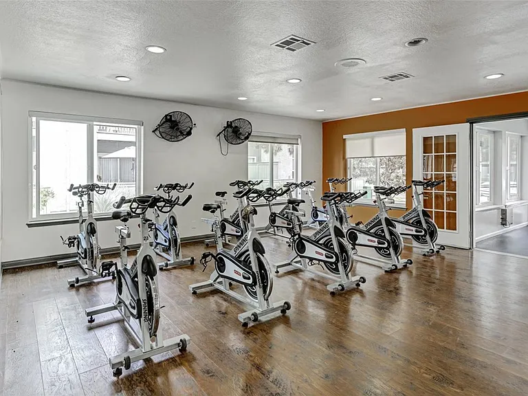 Corona Pointe Resort — Photo 15