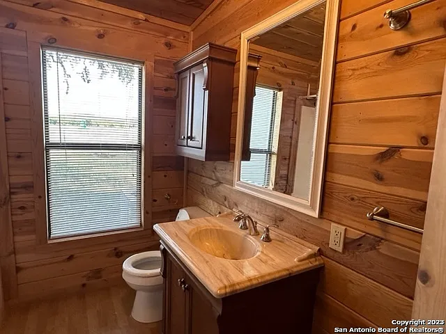 373 Pine Tree Rd — Photo 11