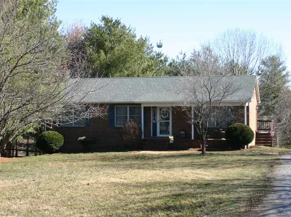 70 Valley Church Rd, Weyers Cave, VA 24486
