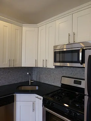 Rented by Bohemia Realty Group | media 29